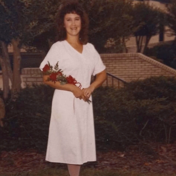 Meet your Posher, Tamera - Picture 1 of 1